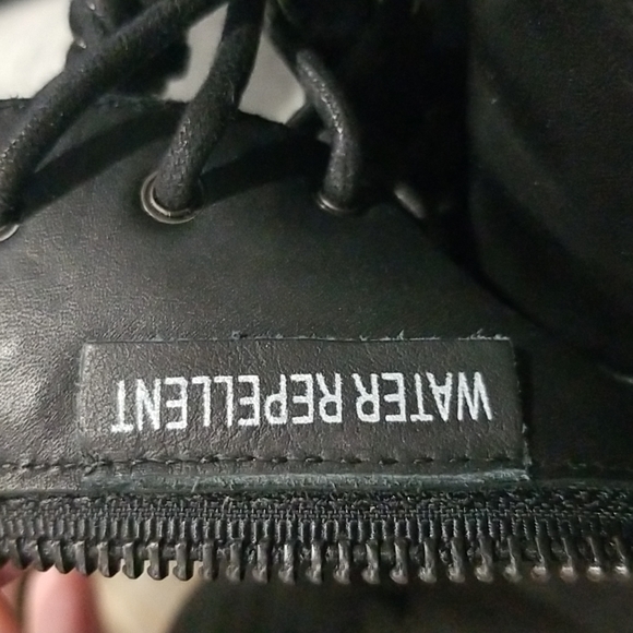 Vince Cabria leather lug boots. - Picture 3 of 8